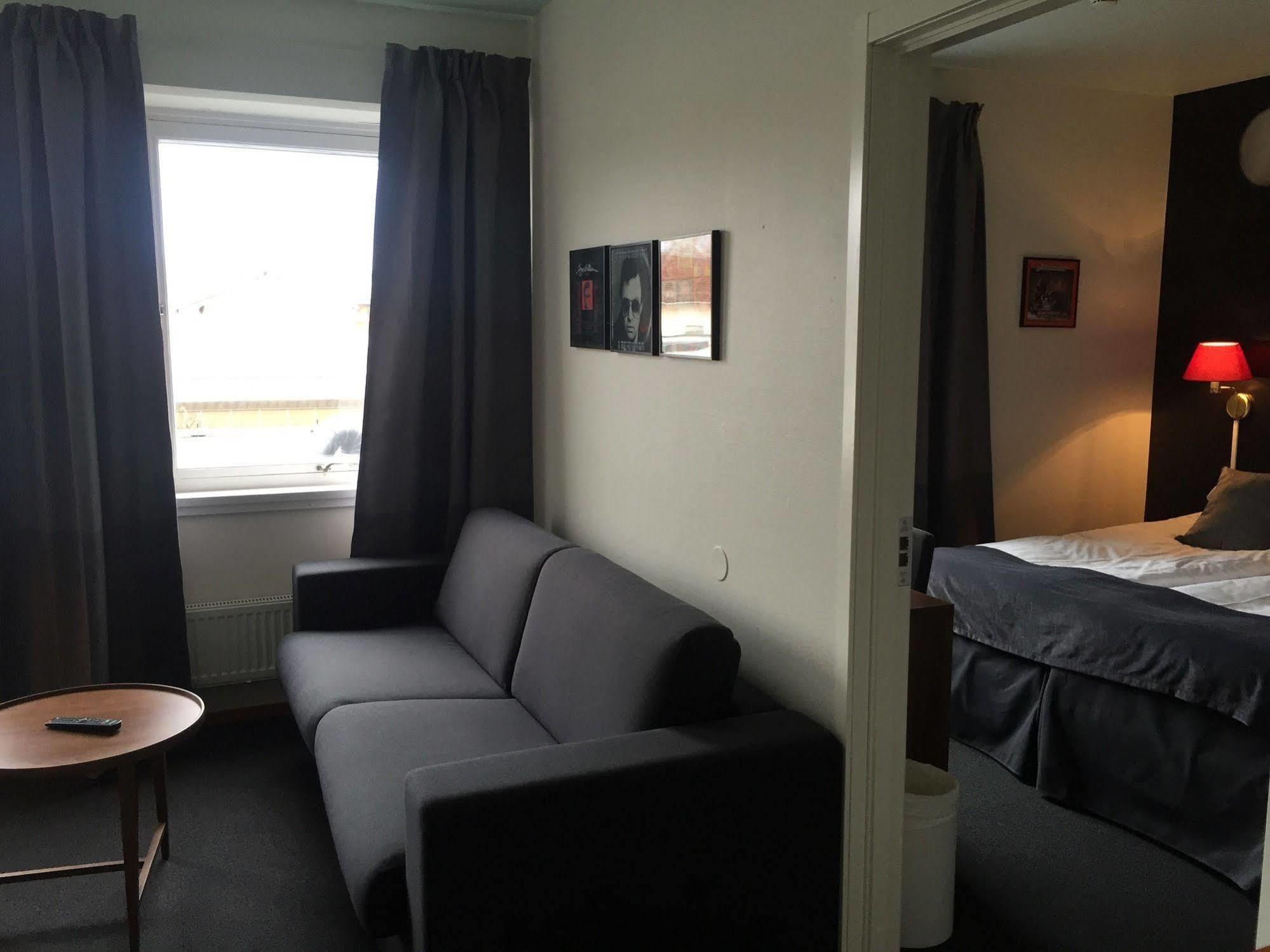 Hotell Hulingen Hultsfred Exterior foto